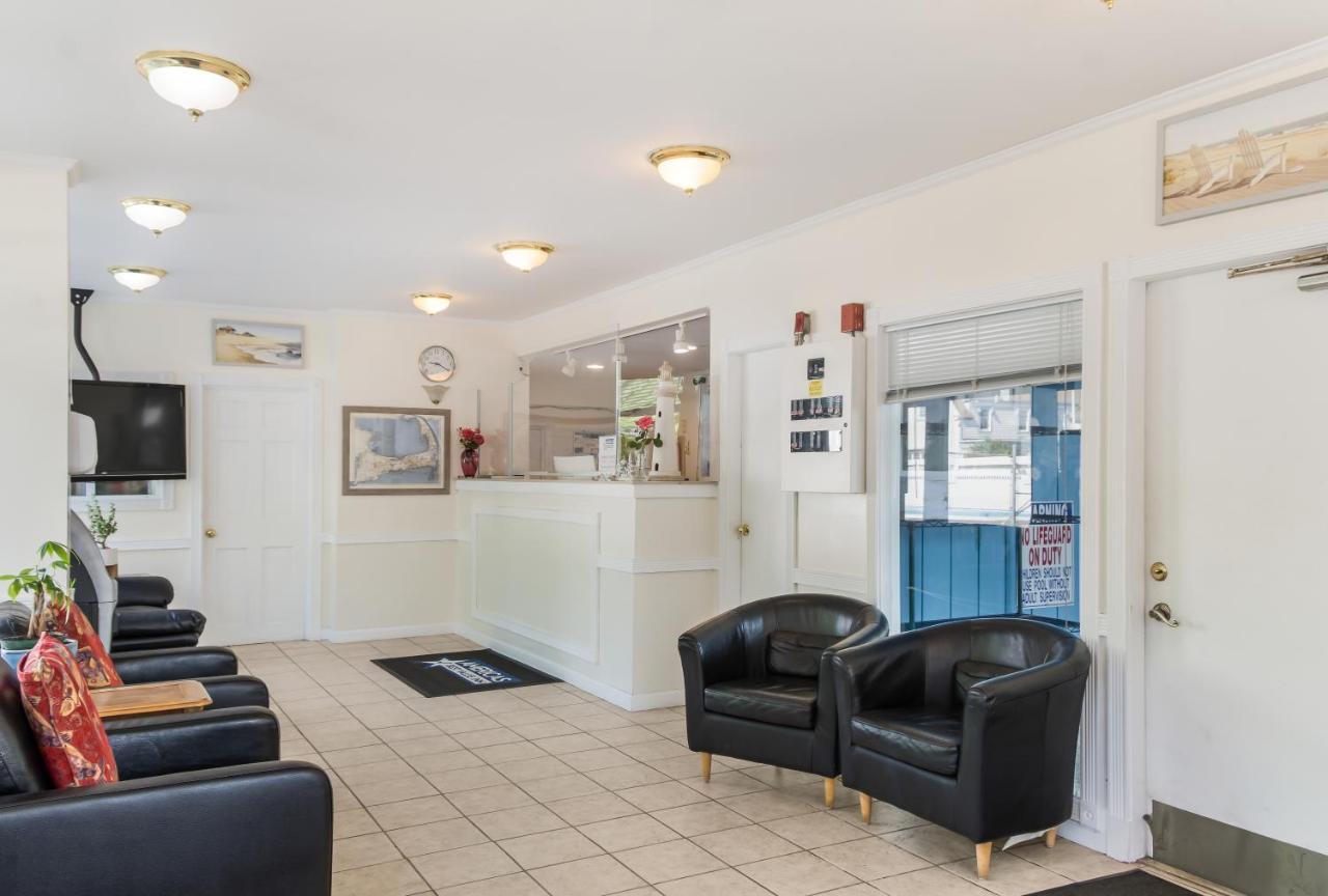 America'S Best Value Inn & Suites/Hyannis Exterior foto